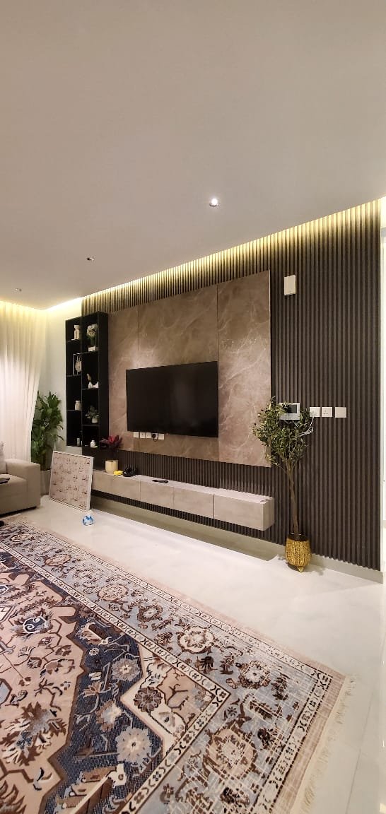 معلم ديكورات بريدة